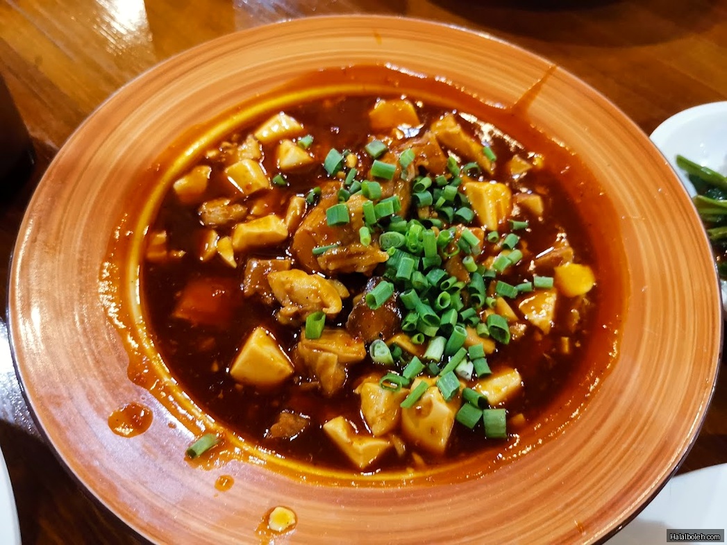 Lucky at Gain City Megastore - General