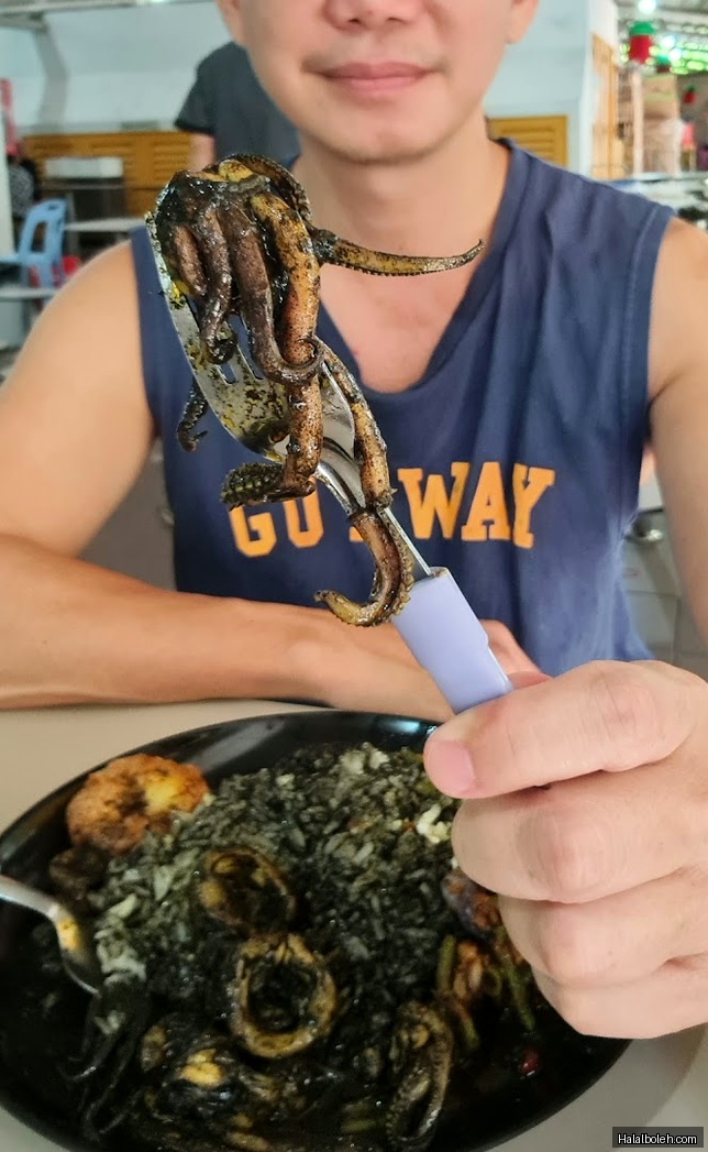 Abdul Jalil Muslim Food Stall - general