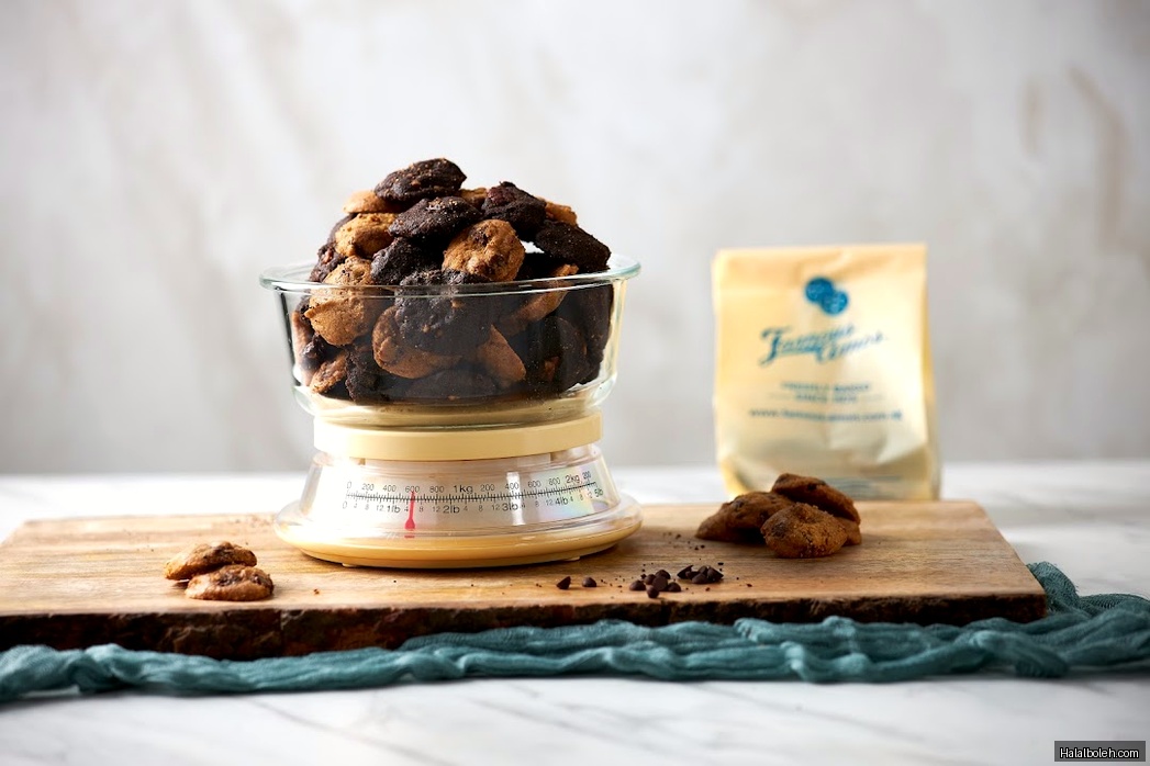 Famous Amos - general