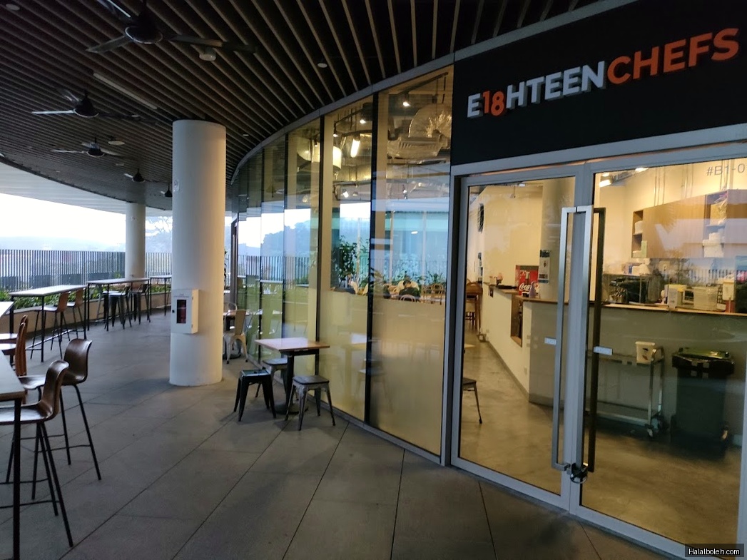 Eighteen Chefs - general