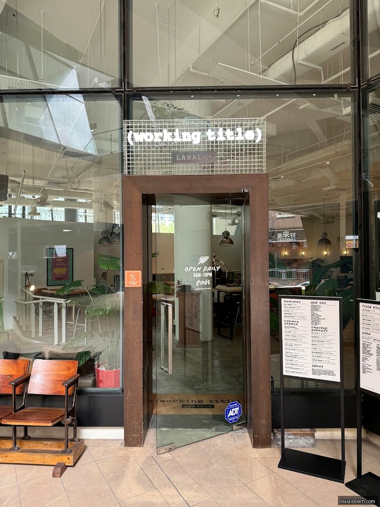 Working Title Cafe - general