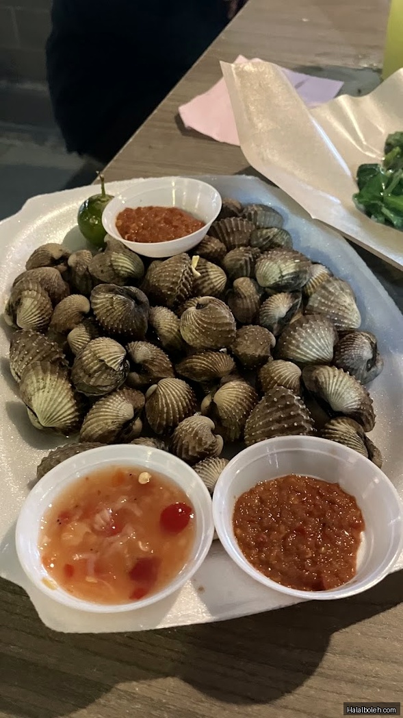 High Kee BBQ Seafood at East Coast Lagoon Food Village - General