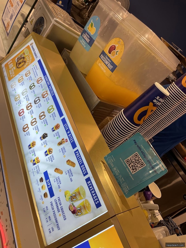 Auntie Anne's - menu