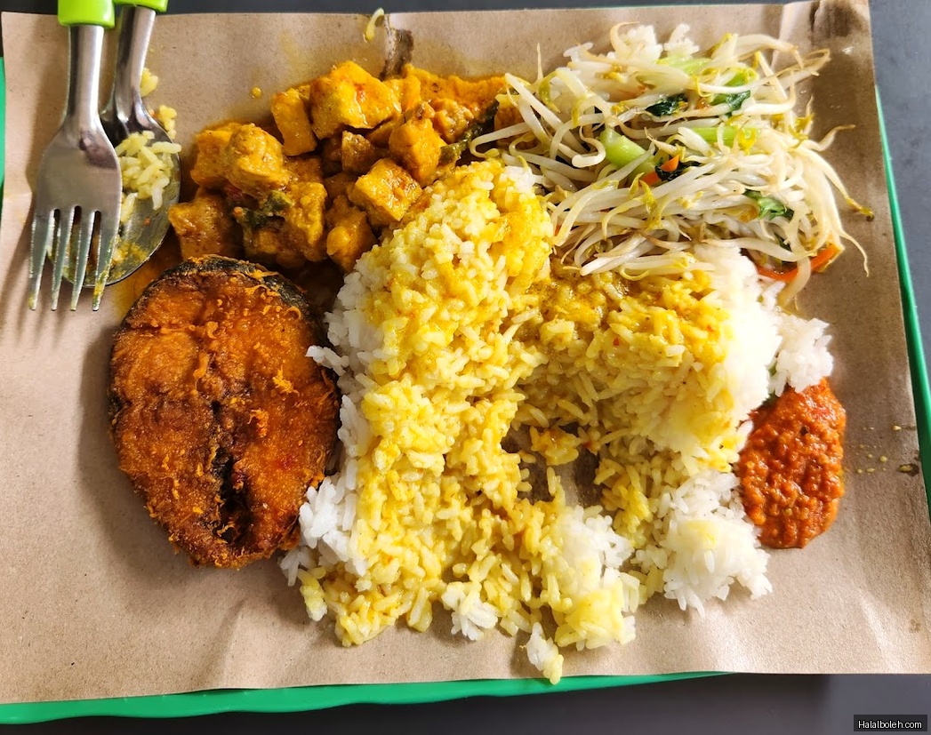 Nasi Padang Warong Pojok - general