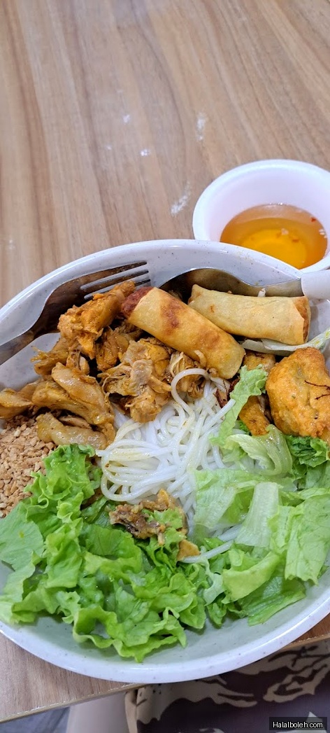 Lilly Norhana Vietnamese Muslim Cuisine - general