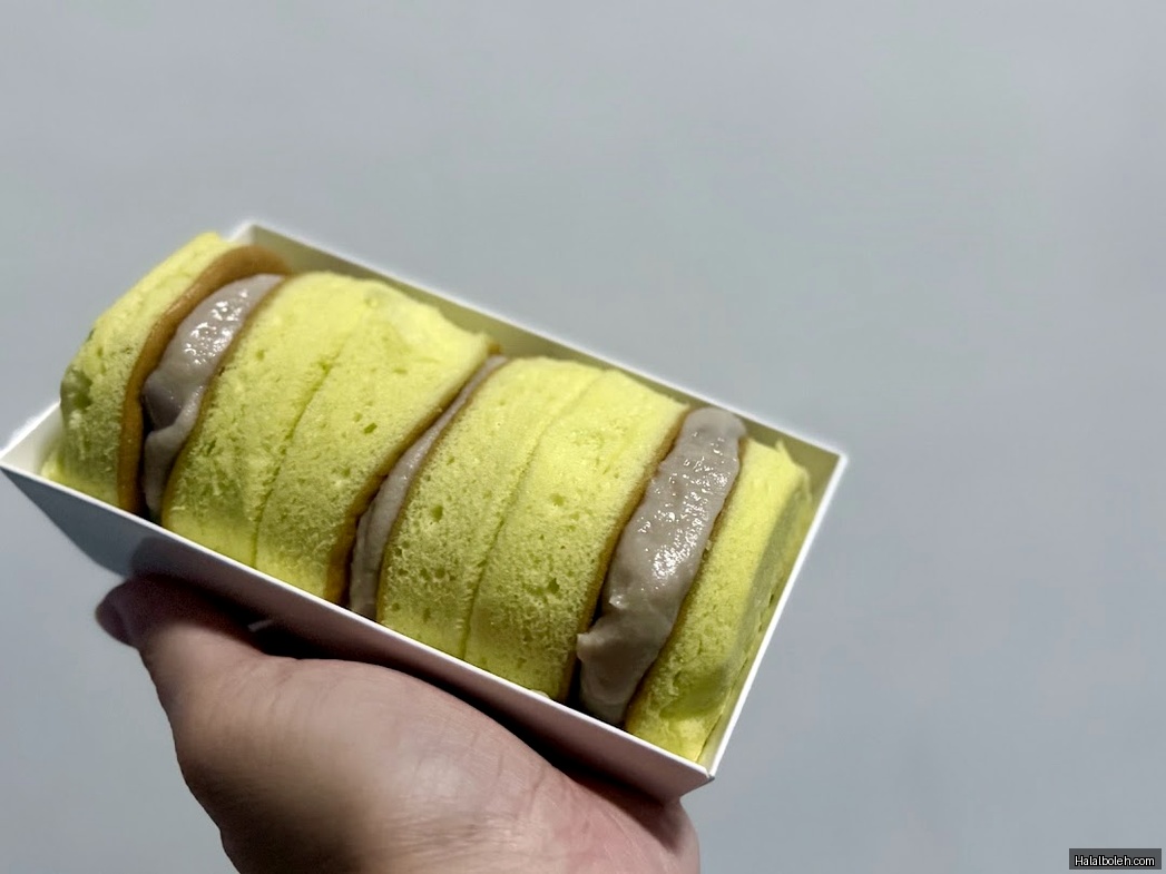 Toast & Roll by Swee Heng - general