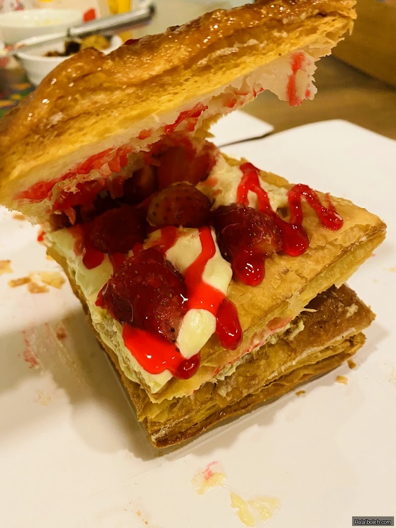 Ritz Apple Strudle at Ng Teng Fong General Hospital  (NTFGH) - General