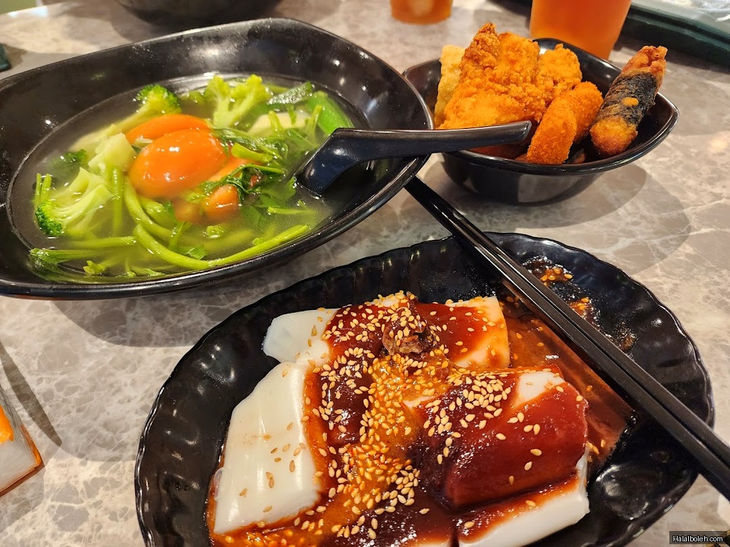 Cik Lim Yong Tau Foo - general