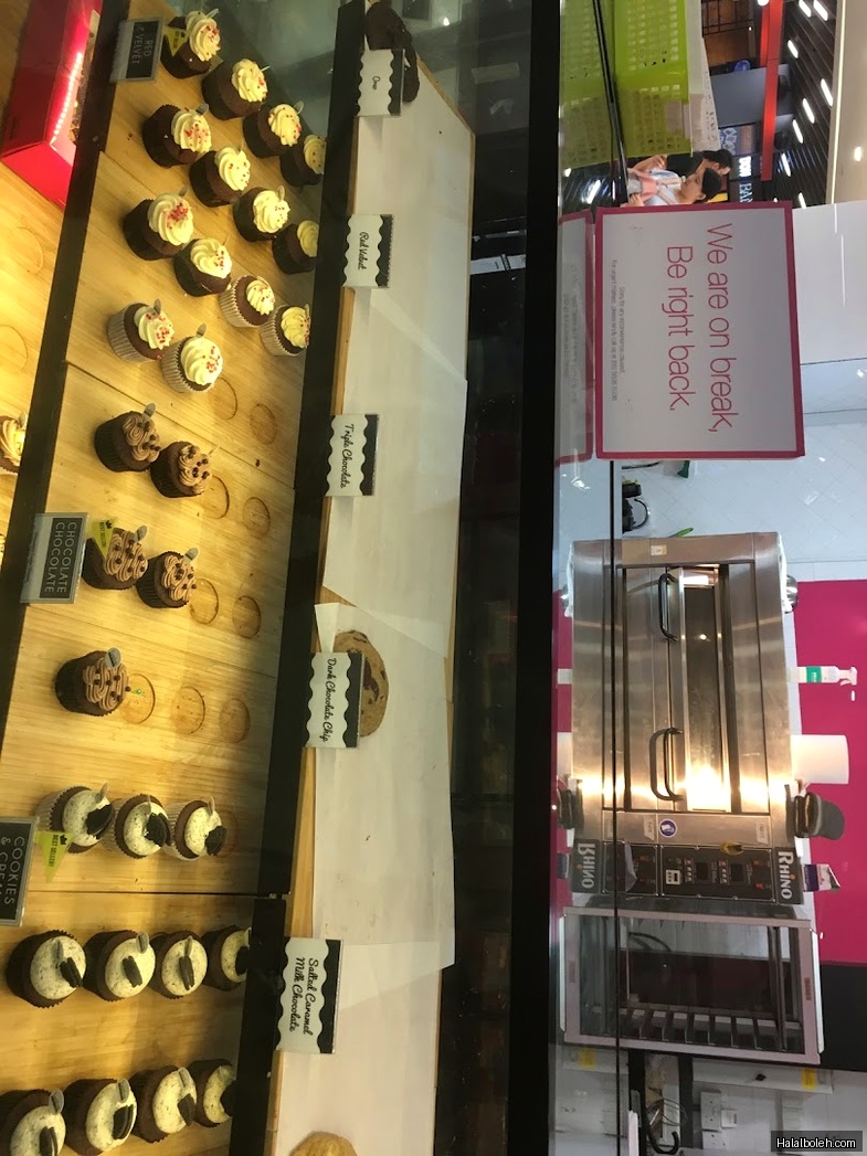 Twelve Cupcakes - menu