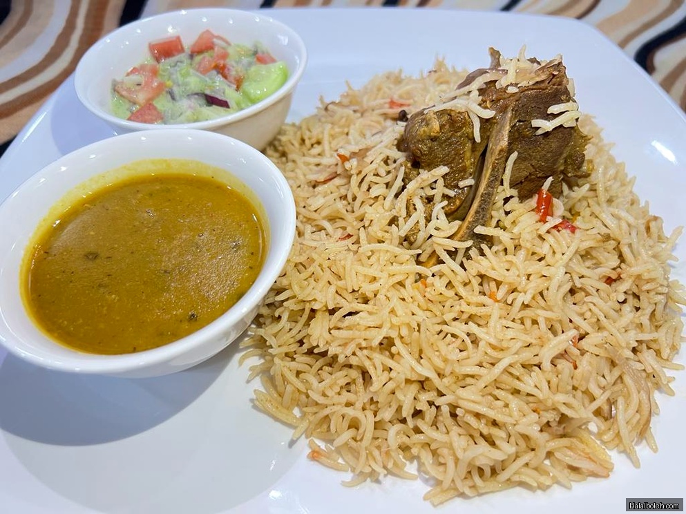 Pakistan Dum Briyani at Maxwell Food Centre - General