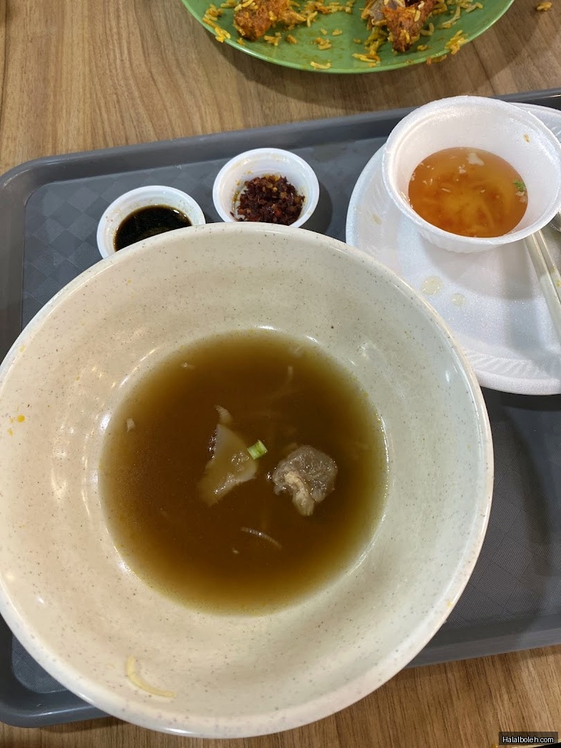 Lilly Norhana Vietnamese Muslim Cuisine - general