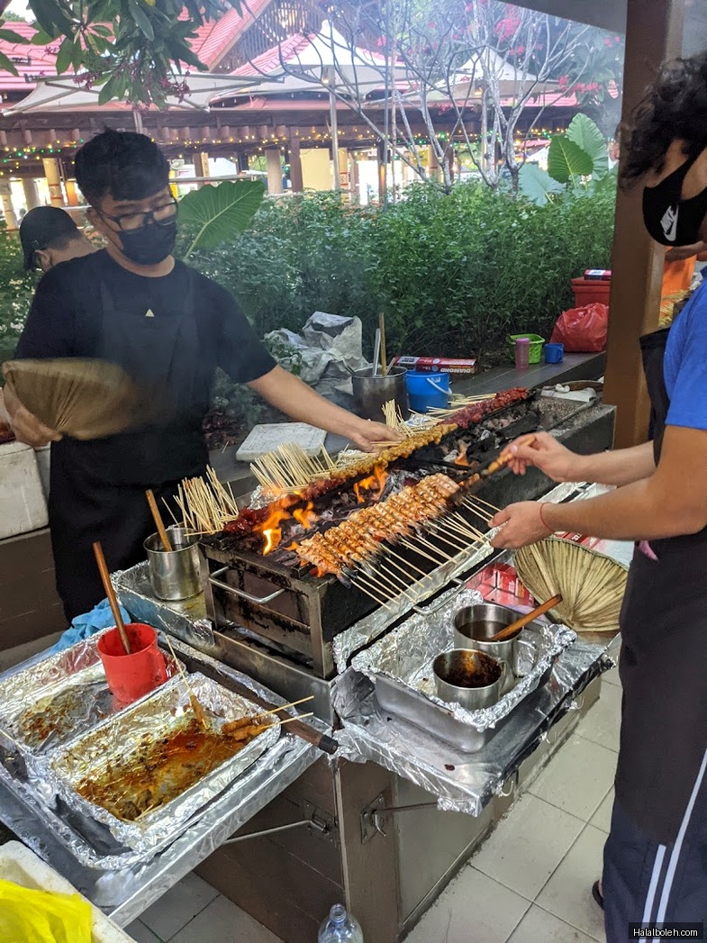 Rahim Ayam Penyet - general
