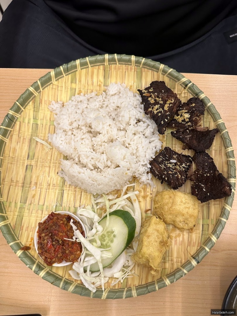 Penyet King at Paya Lebar Square - General