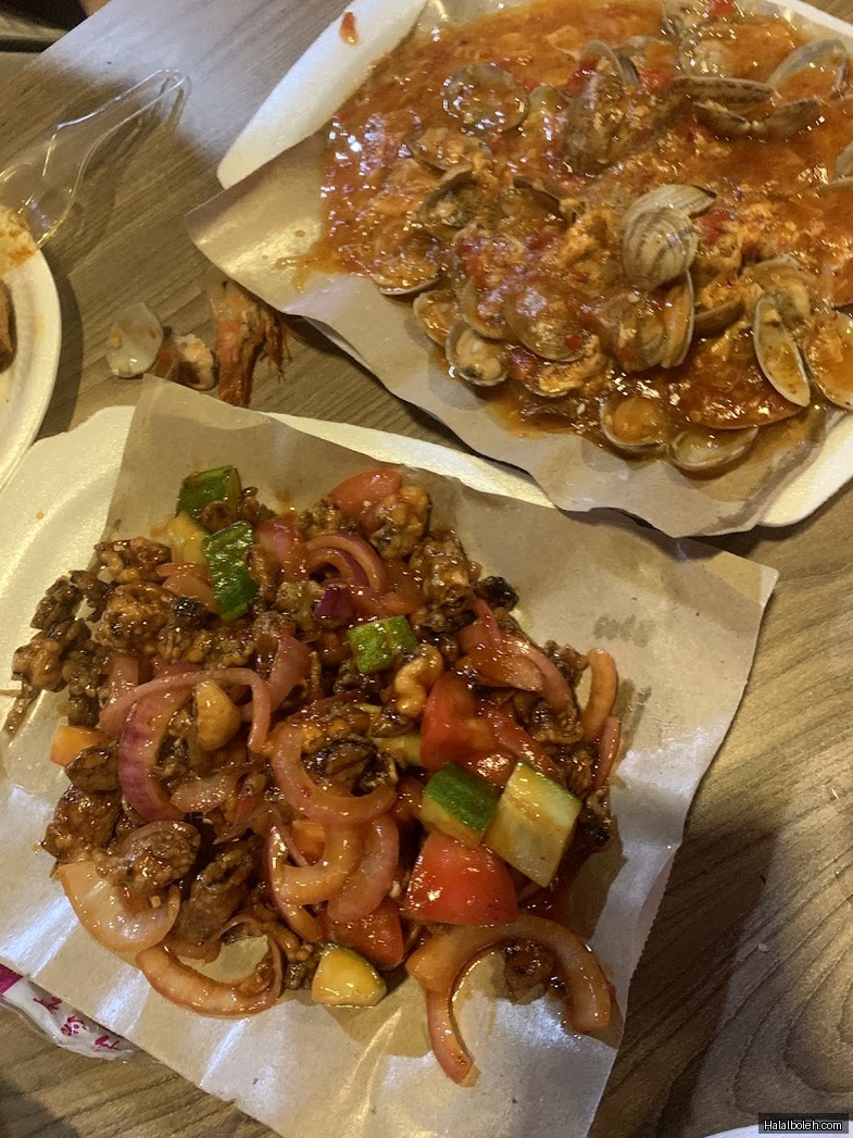 Huat Huat Barbeque Seafood - general