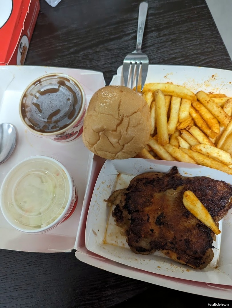 Fatty Bom Bom at 413 Bukit Batok West Ave 4 - General