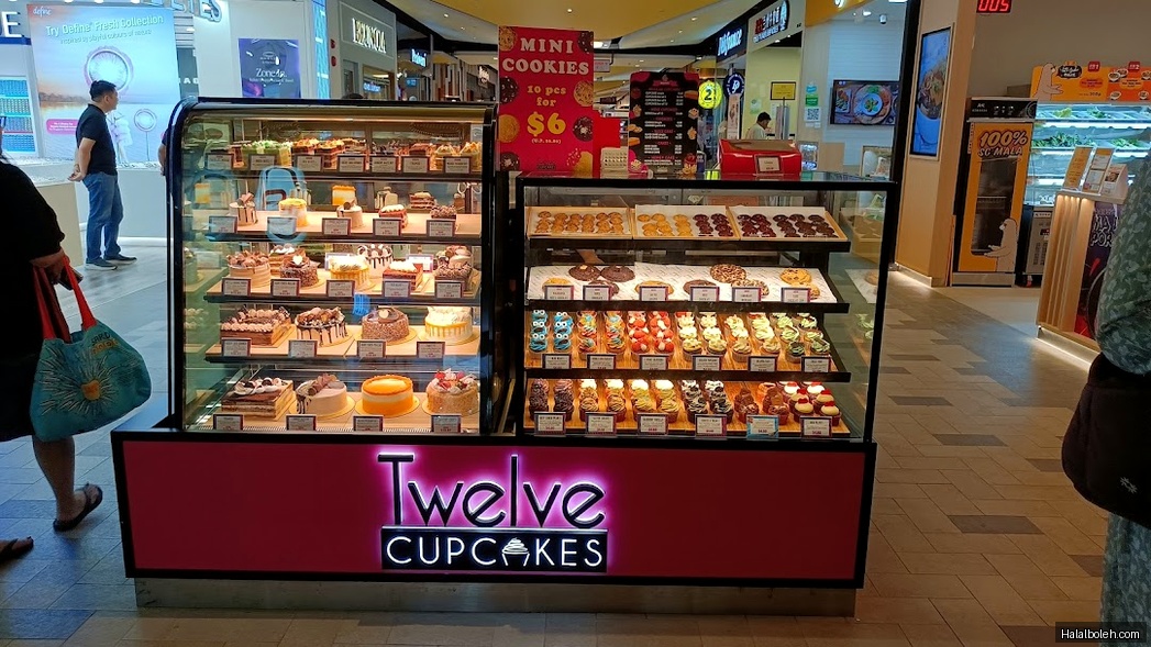 Twelve Cupcakes - general