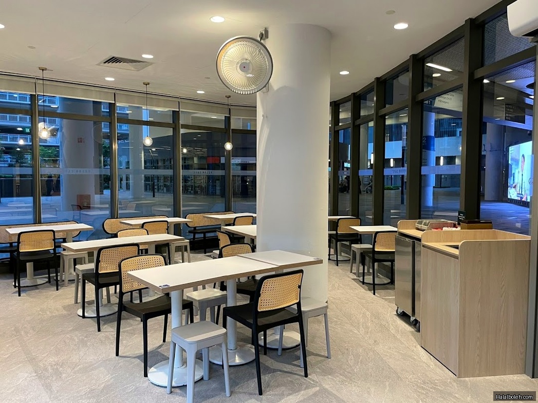 Polar Cafe - general