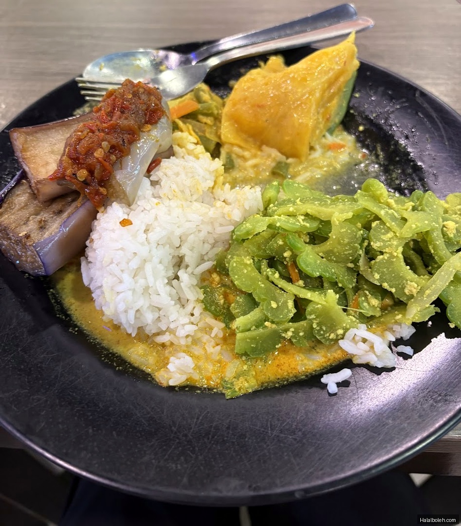 Hjh Maimunah - general