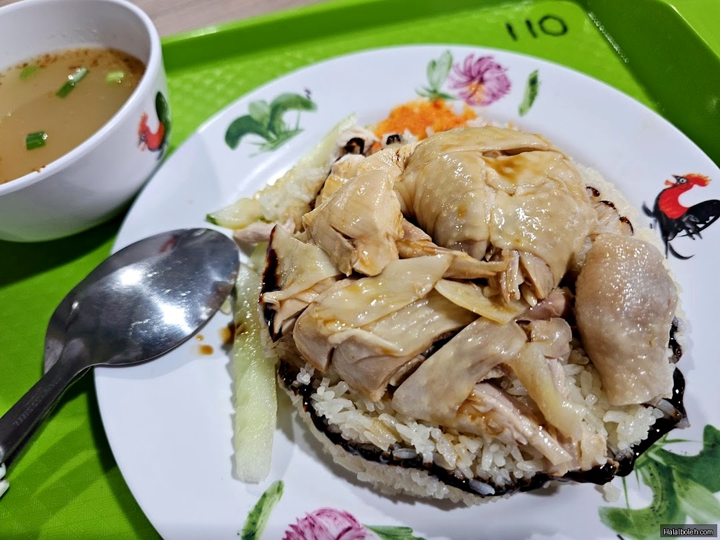Edmond Chicken Rice at Tanglin Halt Market - General