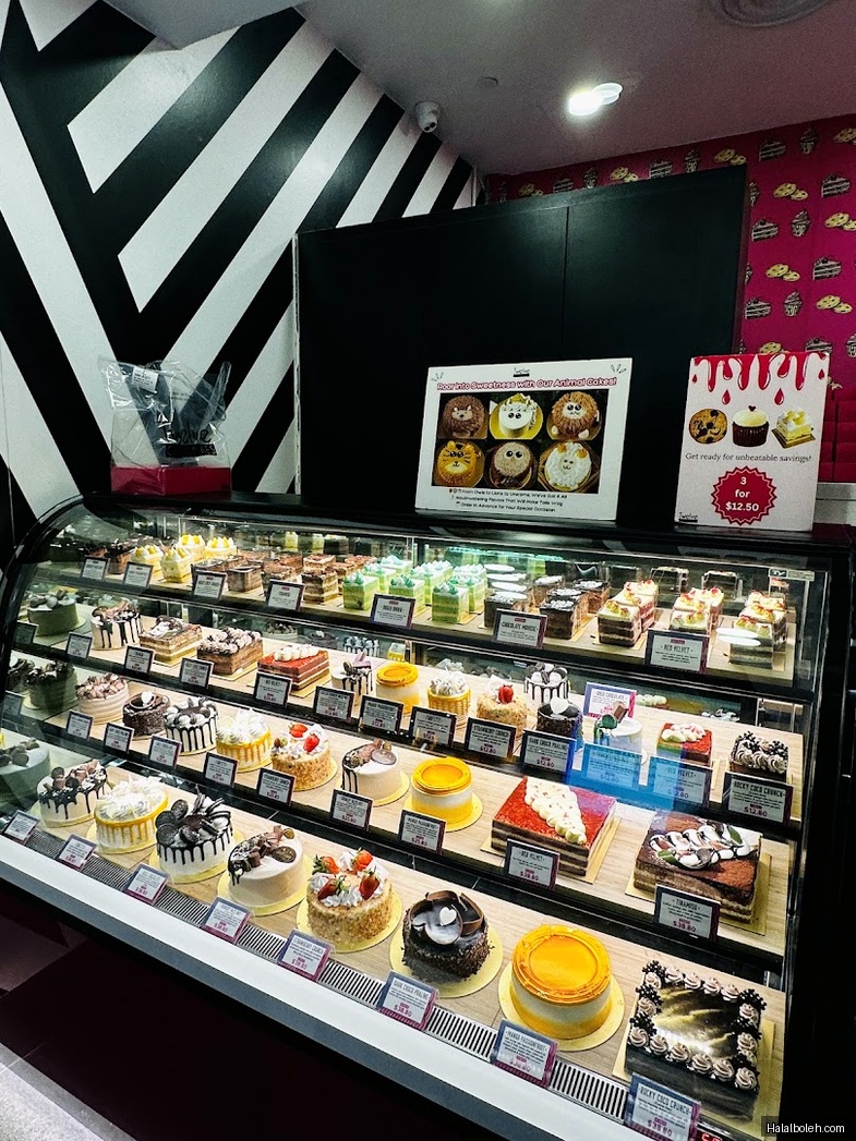 Twelve Cupcakes - menu