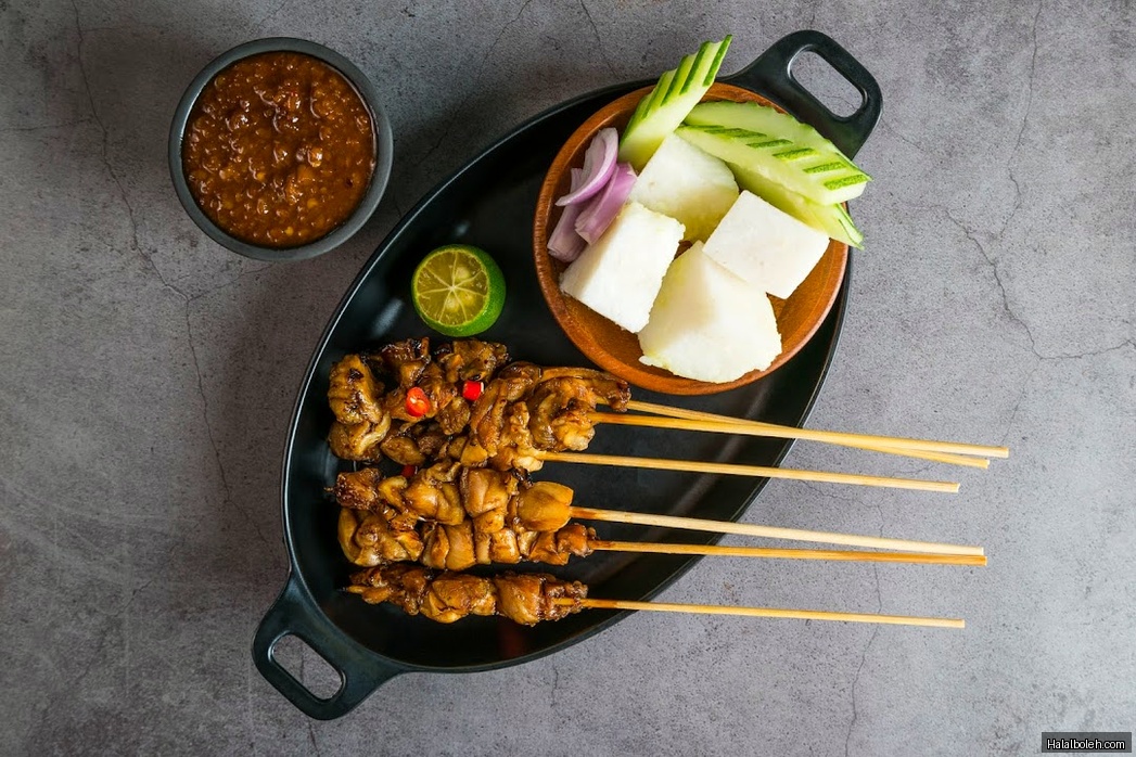 Ayam Penyet President - general