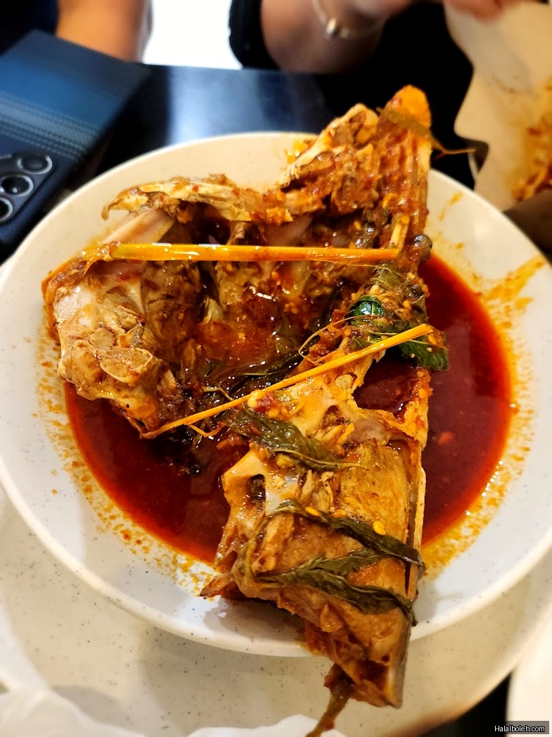 Yusof & Arni Cafe at 14 Scotts Road - General