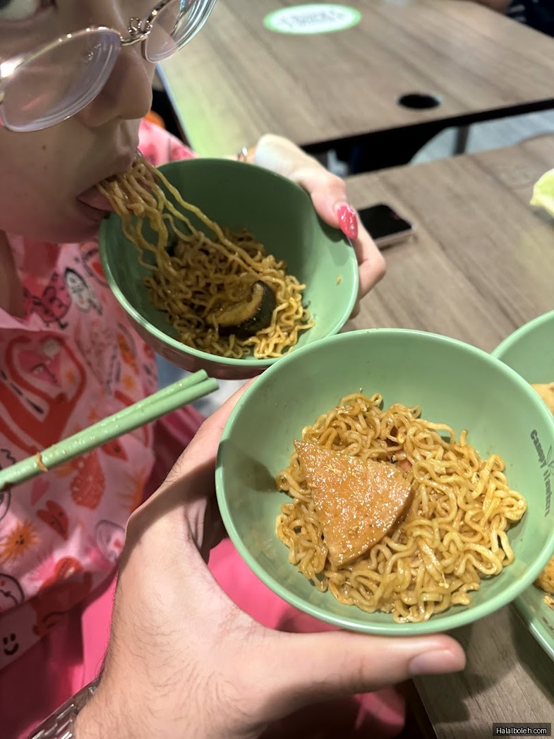 Tian Tian Mala Hotpot - general