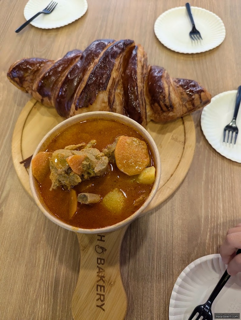 Ah B Bakery at Bukit Batok - General