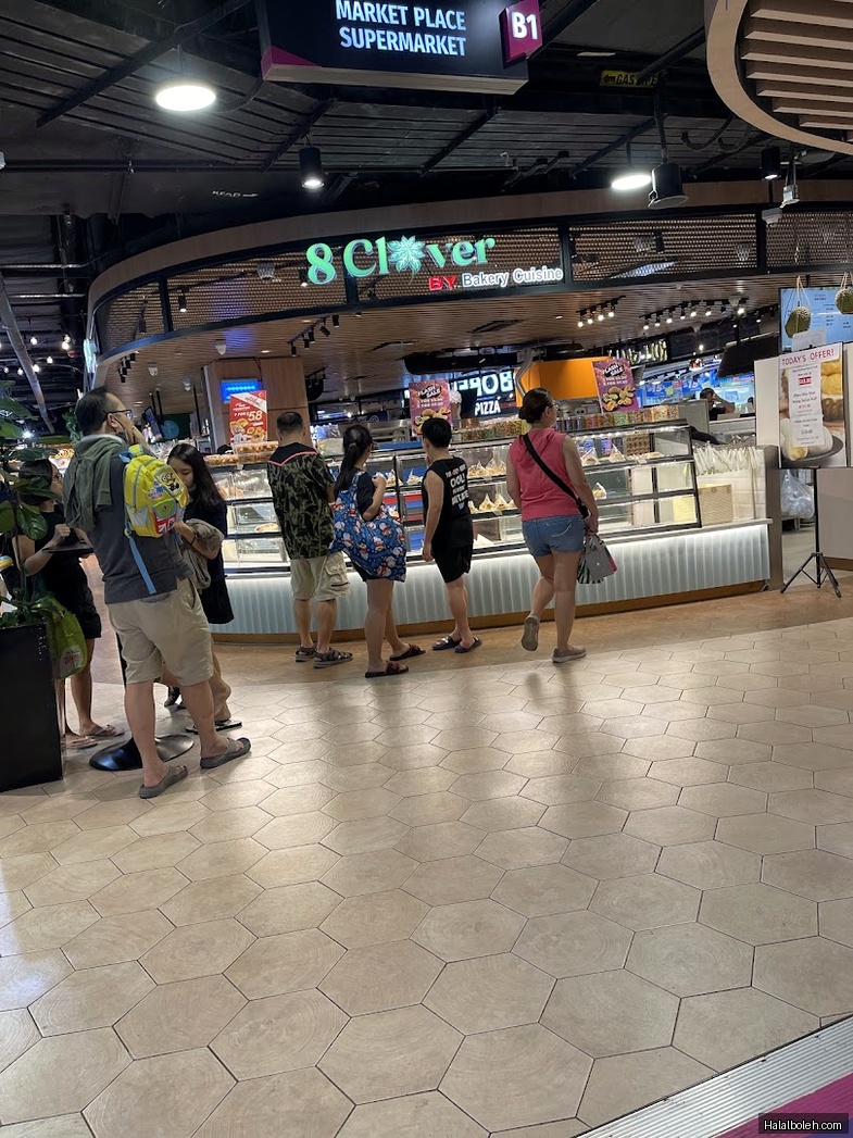 8 Clover at Century Square - General