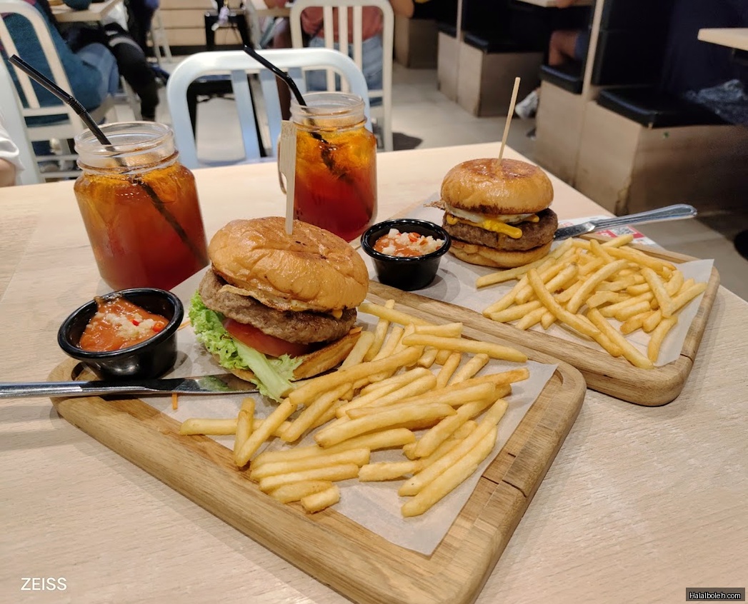 FS Cafe at AMK Hub - General