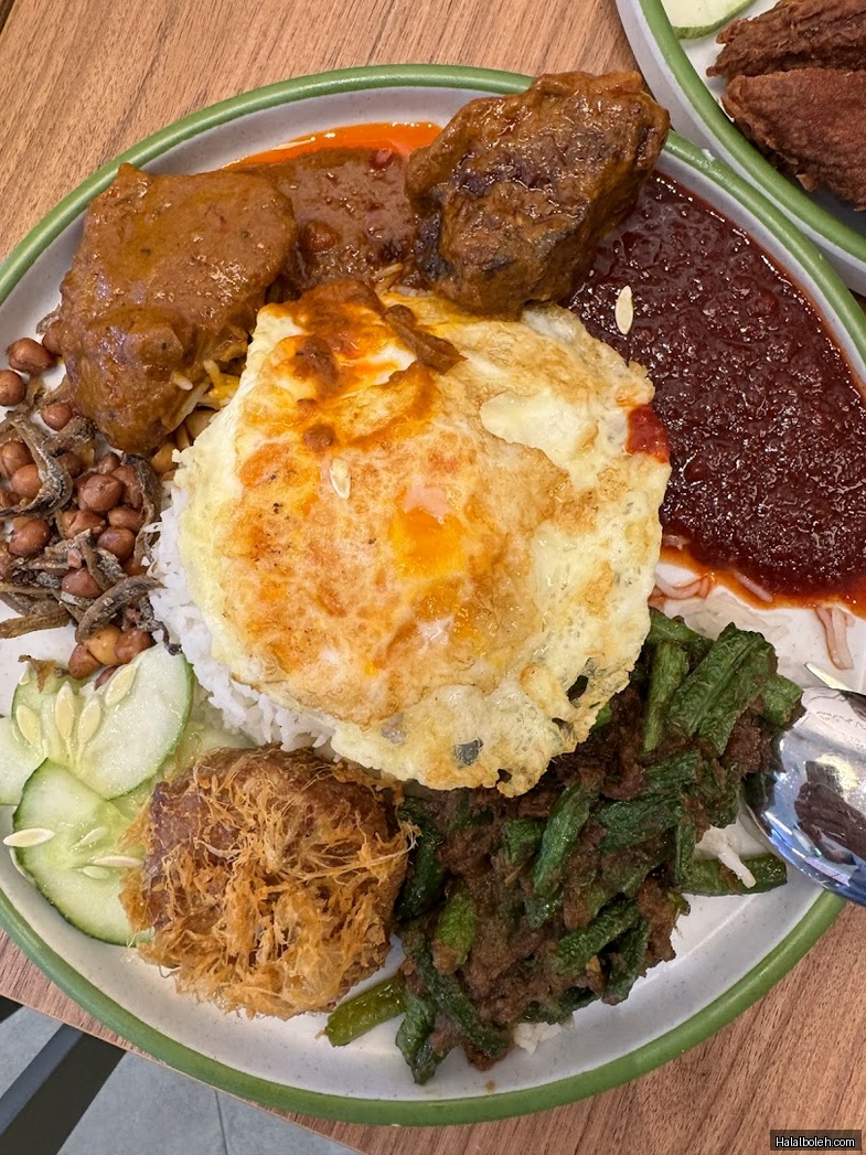 Crave Nasi Lemak - general