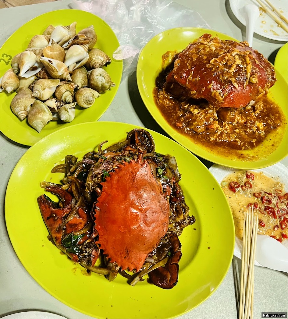 Takara Grilled Seafood at 500 Clemenceau Ave N - General