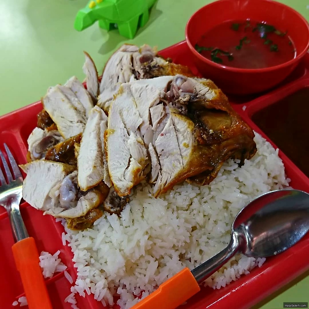 Nasi Ayam Sambal - general