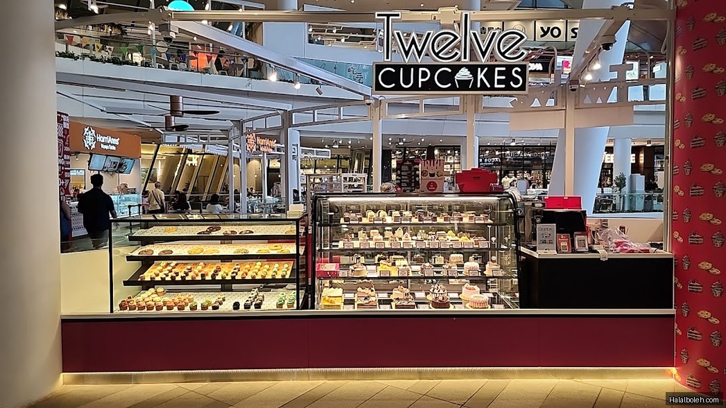 Twelve Cupcakes - general