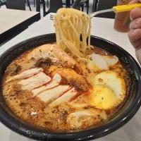 Humfull Prawn Laksa