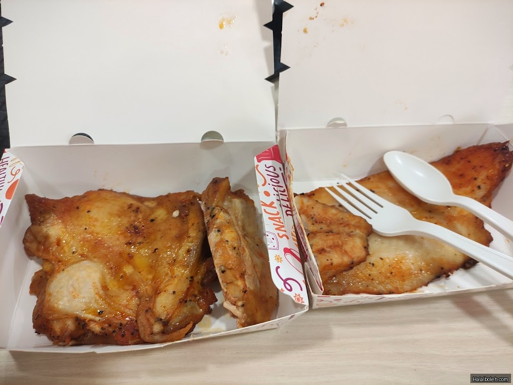 Yea! Mama Cafe - general