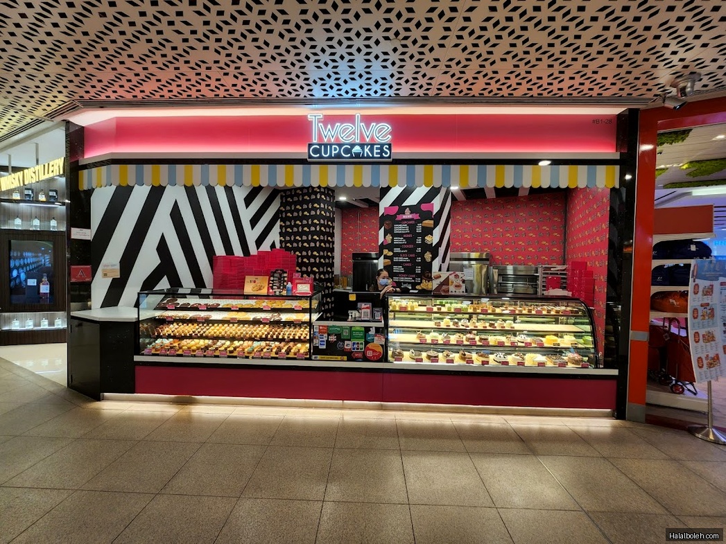 Twelve Cupcakes - general