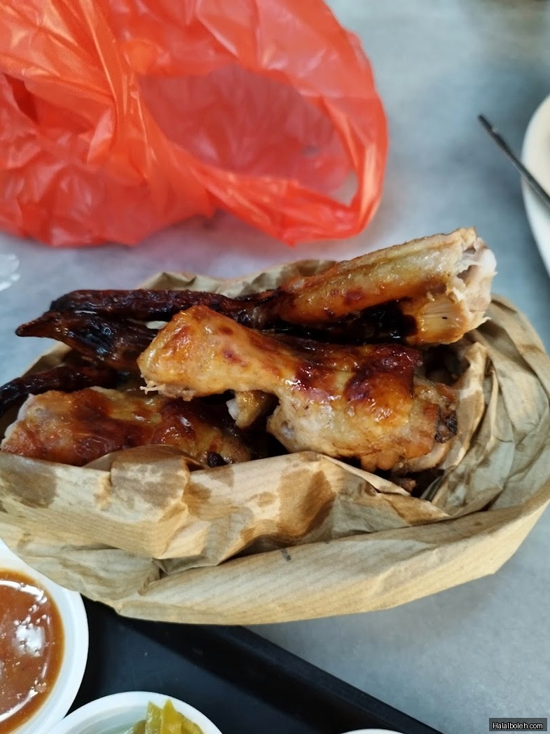 Sengkang Square Oyster Omelette - general