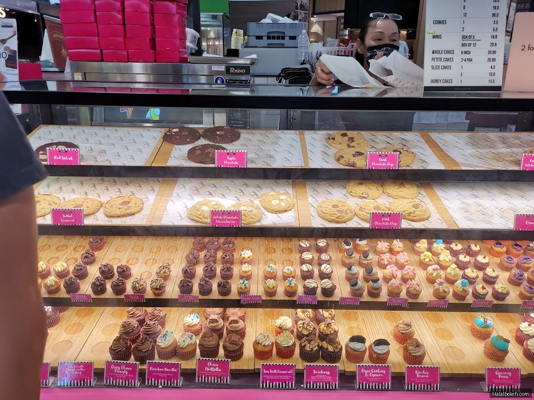 Twelve Cupcakes - general