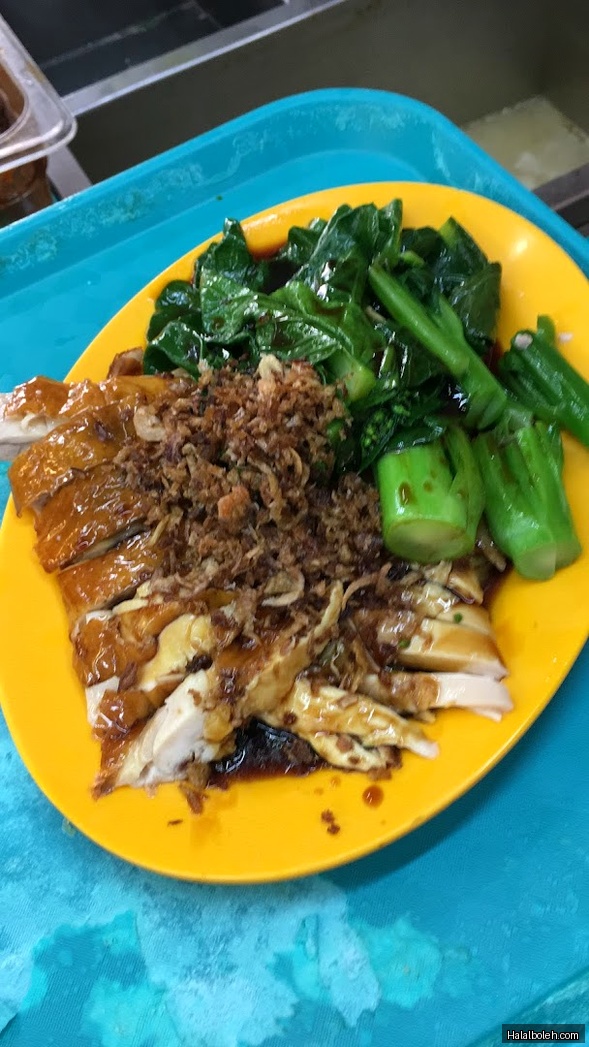 Edmond Chicken Rice at Tanglin Halt Market - General