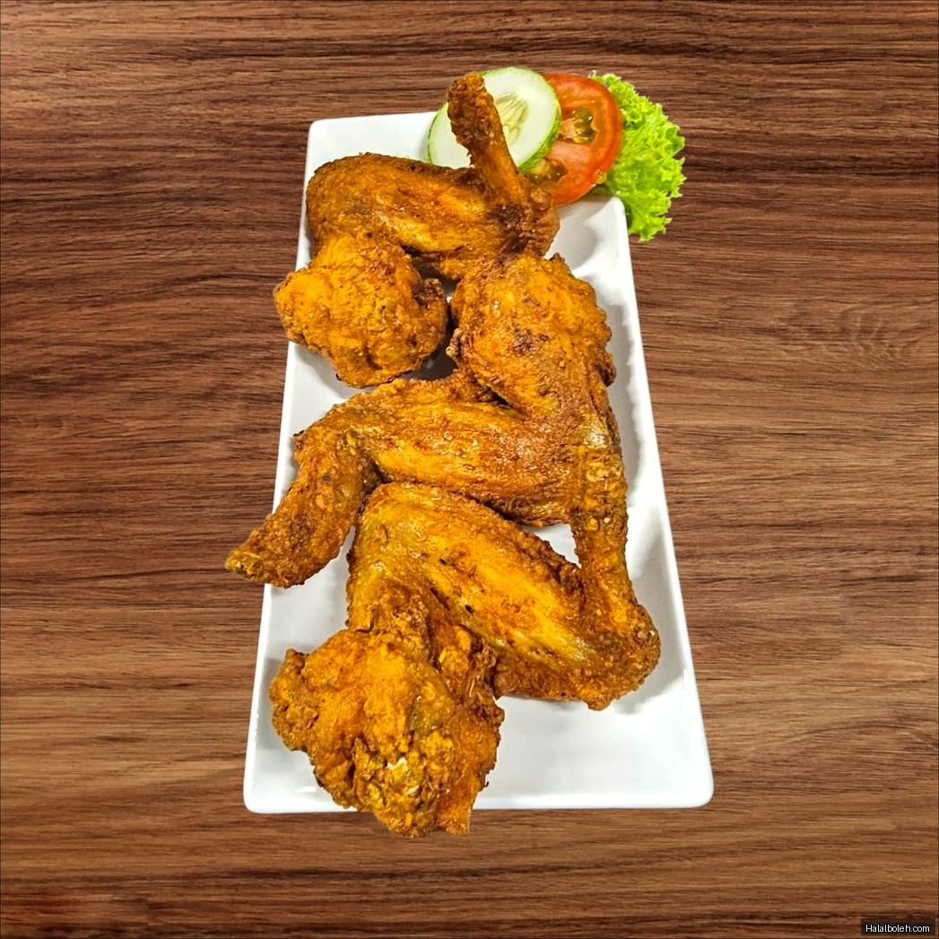 KopiCuts Cafe - general