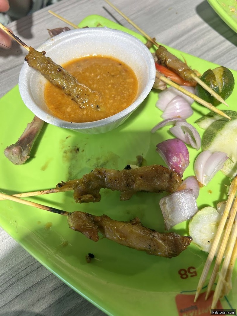 Sengkang Square Oyster Omelette at Kopitiam Square - General
