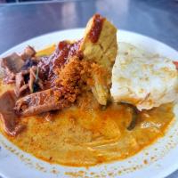 Kampong Glam Cafe